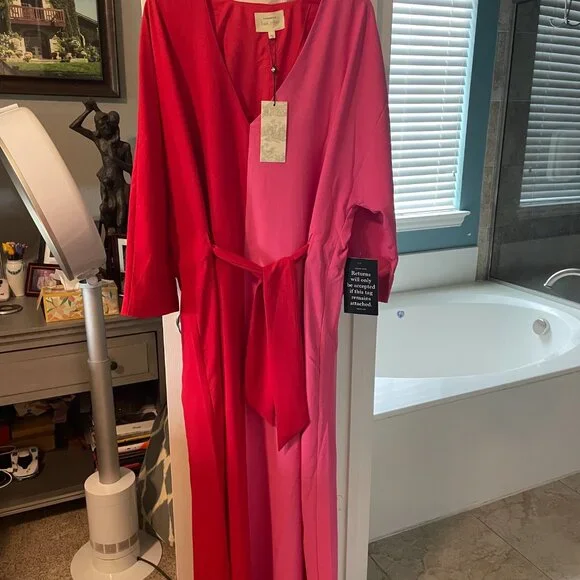 Tuckernuck Scarlet and Hot Pink Madame G Caftan XL - Picture 6 of 9